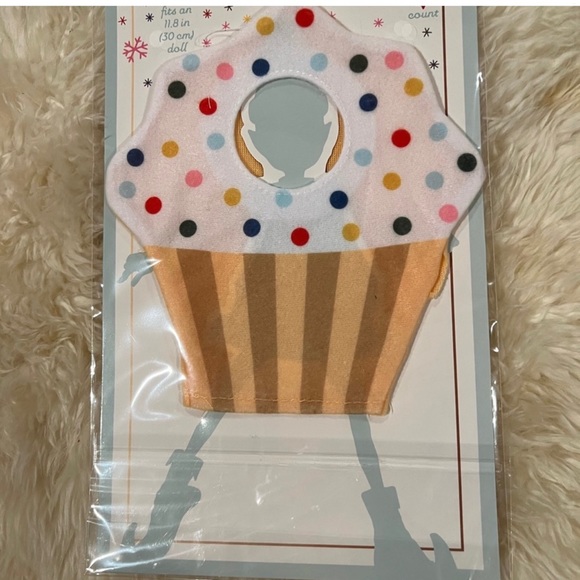 Target Bullseye Playground Holiday Helper Costumes🎅🏻🎄 - Picture 7 of 11